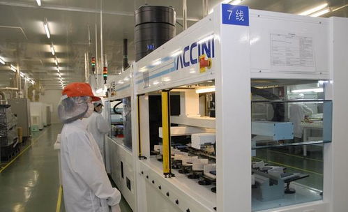 材料之光，科技脊梁——記中國(guó)科學(xué)家90年代顛覆性新材料研發(fā)之路